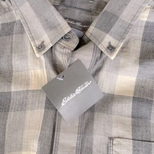 NEW W/ Tags Mens Size Medium Eddie Bauer Grey Plaid Button Up Shirt. Long sleeve